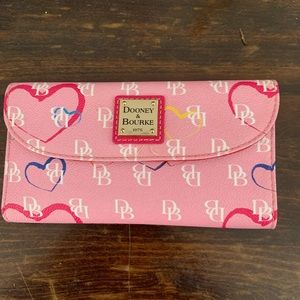 Dooney and Bourke wallet